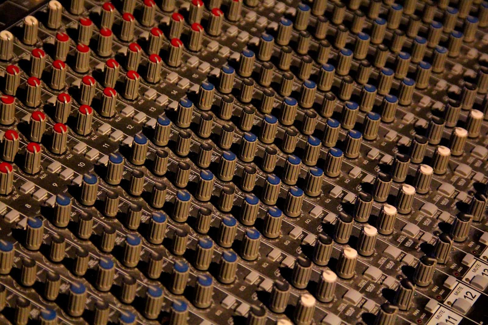 What Amplify says about AWS